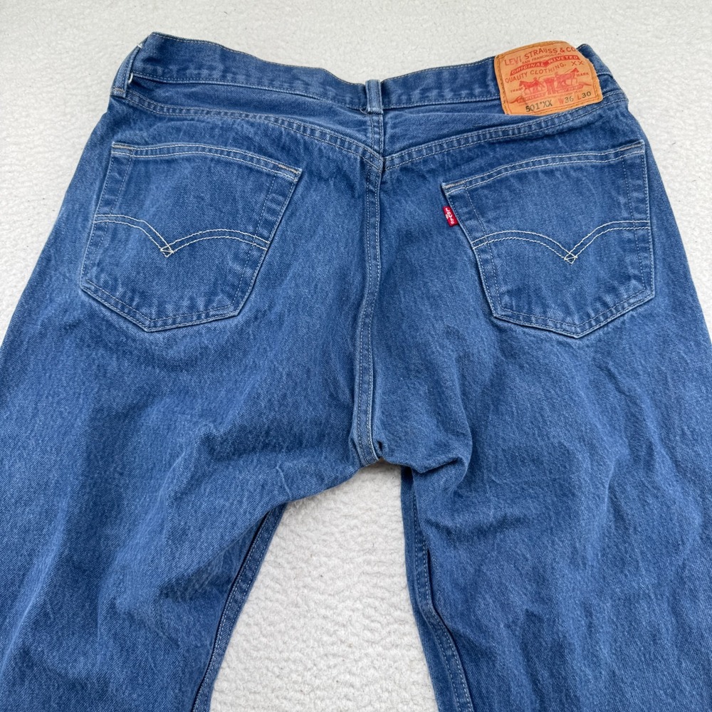 Y2K Levis 501XX Jeans Mens 36x30 (Fit 34x24) Chopped Blue Medium Wash Button Fly - Picture 9 of 10
